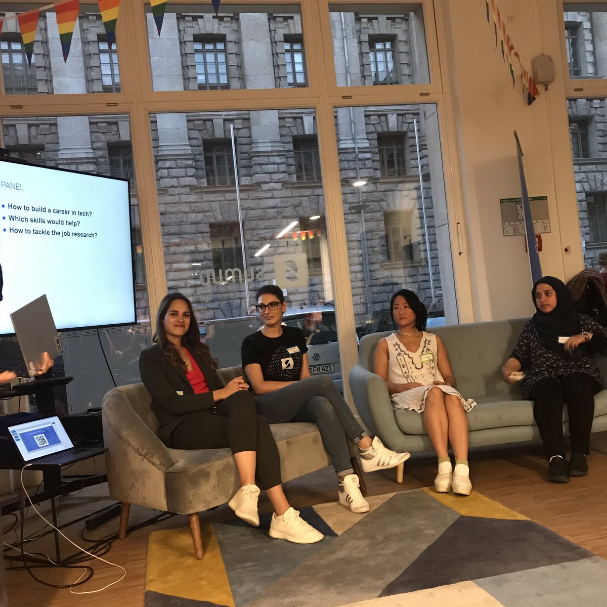 Camille_Cha's tweet photo. How to build a career into tech, which skills would help you and how would you tackle the job research ?
#WomenDeveloper Circle Berlin is a serie of events from the Facebook Developer Circle in Berlin #meetup #berlin @sumup https://t.co/fcO38OUFFH