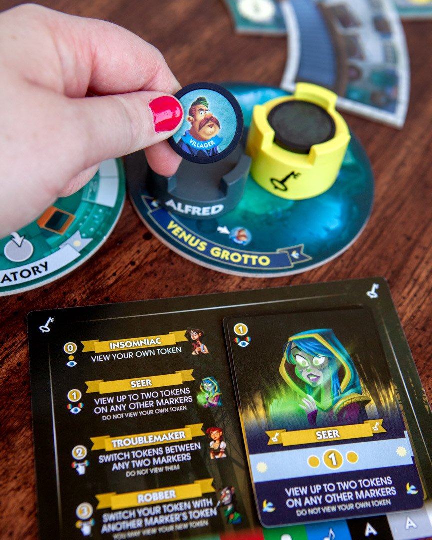 beziergames's tweet photo. Sometimes the three extra roles in One Week Ultimate Werewolf can really throw your theory of who’s who for a loop! #NotTheWerewolf https://t.co/xHmefKhiyA