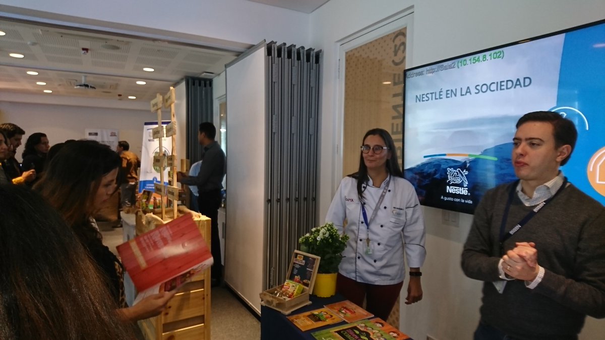 RSQuito's tweet photo. "Comprometidos por el futuro del Ecuador" @Nestle_Ecuador abrió sus puertas para dar a conocer sus buenas prácticas de RSE y Sostenibilidad en el marco del programa #VisitaRSE
#QuitoSostenible #QuitoResponsable https://t.co/NjuCu253af