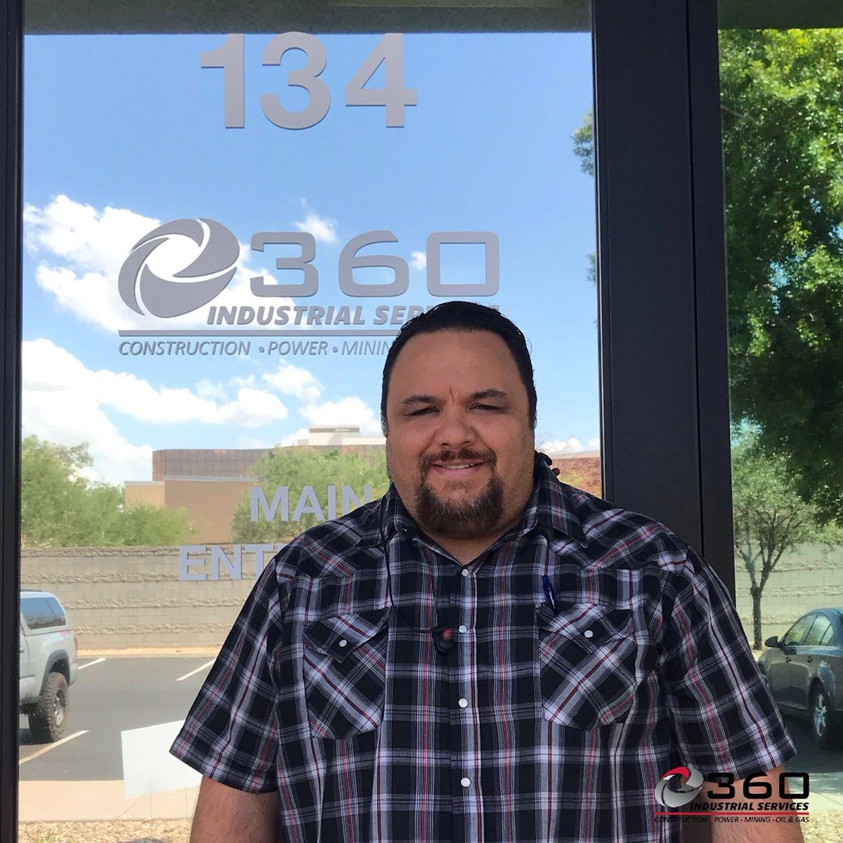 360XStaffing's tweet photo. 🎉Meet DJ!🎉 He is a Senior Recruiter at our corporate AZ office specializing in local construction trade placement!
#360team #360industrialservices #tradeplacement #commercialconstruction #summerconstruction #plumbing #plumberlife #construction #wellding #recruiting #staffing https://t.co/ome09WQeY3