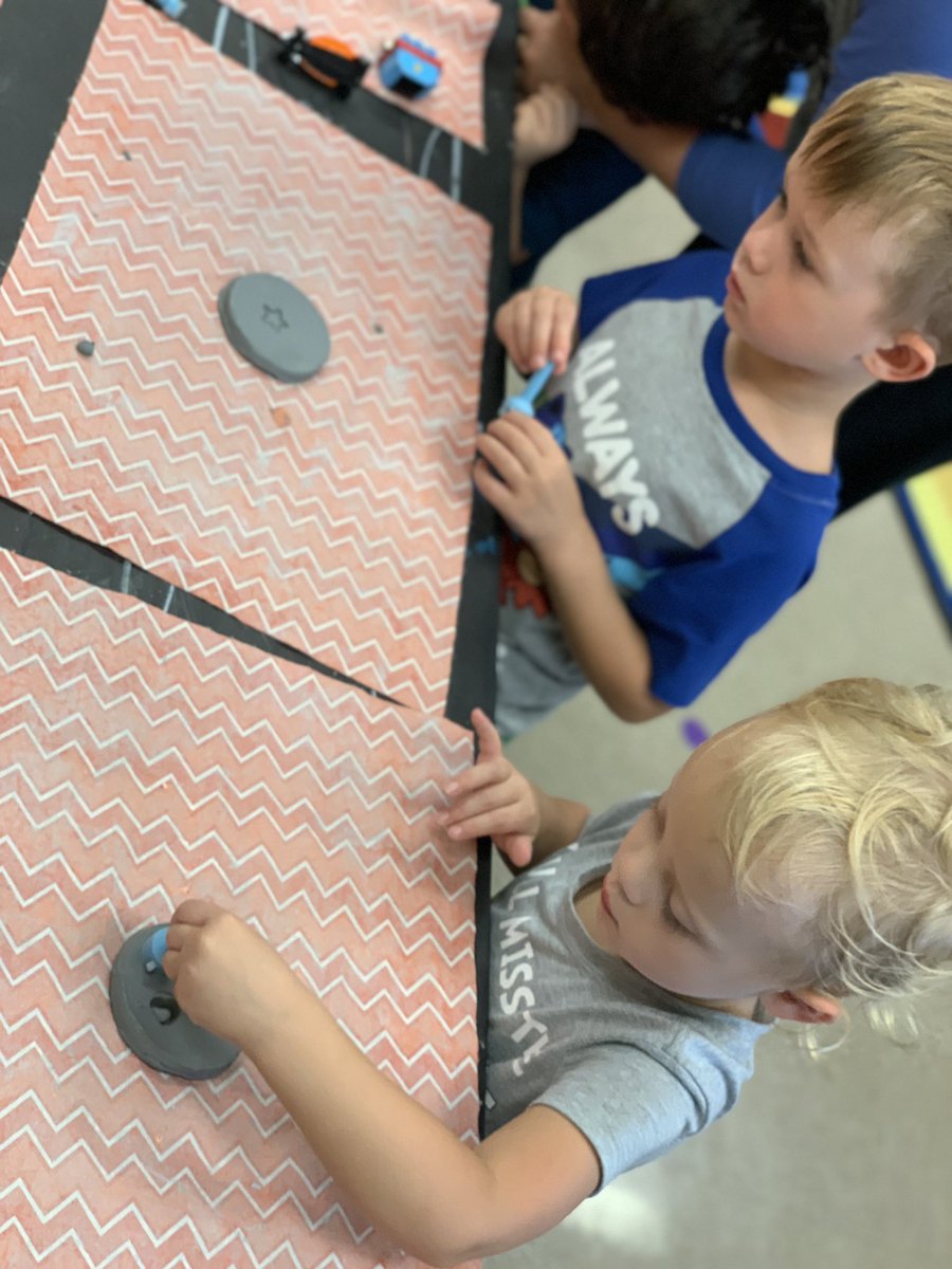 Thank you Ms. Sitzes for inviting ELE to do a fun clay activity in the Art room!  We had so much fun! #TheBestParkside #1LISD <a href="/Parkside_ES/">ParksideElementary</a>