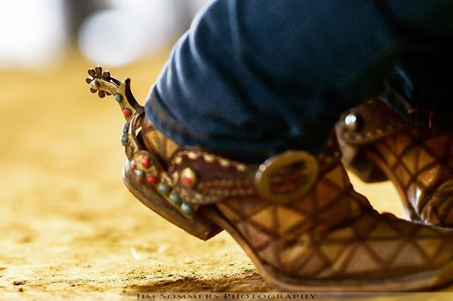 AkronJob's tweet photo. Been a little while since I posted a #spursday picture. #rodeo #barrelracer #canchaser #spurs #thursday #western #barrelracing #cowgirl #bokeh #nikon #85mm14 #d4s https://t.co/8SgAlGFhBc https://t.co/CYofKtGin9