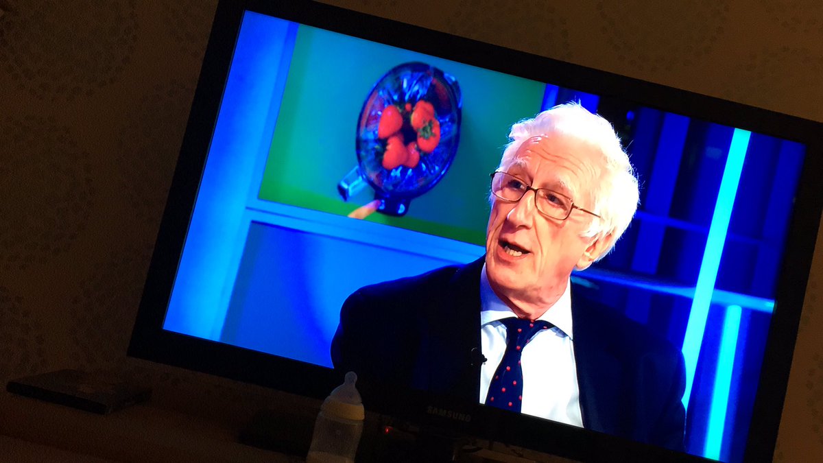 PktDave's tweet photo. Wow, really shocked to find out most #kids won’t wake up for a standard #smokealarm! It’s a #wake up call from @BBCWatchdog... 😲 https://t.co/saW5YYhnC0