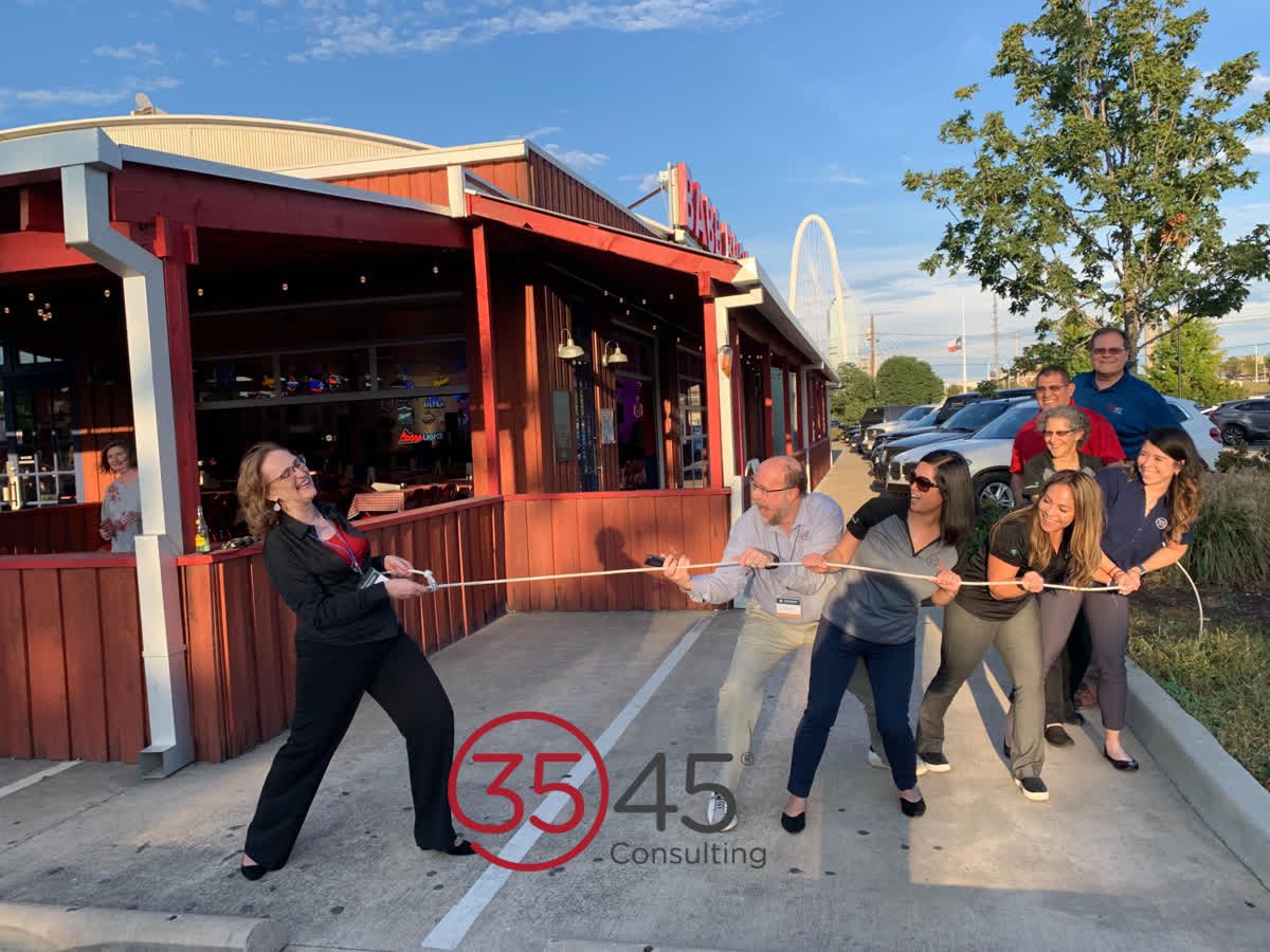 3545_Consulting's tweet photo. When you lasso in your leader @GriffingNancy and find out there is no holding her back! The #3545 team had a fantastic time at #centerbasepc2019 Western Night Dinner! Great dinner planned by @centerbase and sponsored by @windtalkersec #legaltech https://t.co/YrqigXM69R