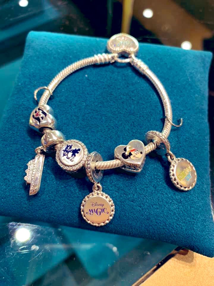 VivaOrlandoNet's tweet photo. @PANDORA_NA &amp; @DisneyCruise https://t.co/6HpRjLnbsx