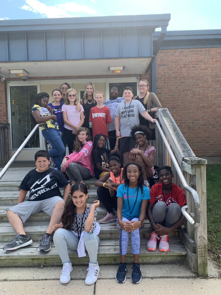 Ashley Walulak tweet media