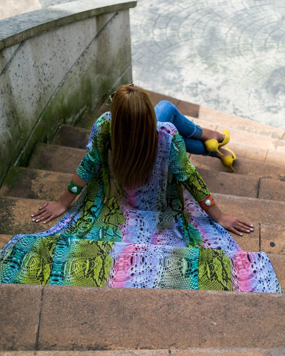 4efBrand's tweet photo. Pourquoi deux couleurs, côte à côte, produisent-elles de la musique?

#4EF #brand #4efbrand #outfit #love #colours #kaftan #paris #september #moda #fashion #style #look #looktheday #inspiration #fashionlover #nikon #vigo #look4EF #collection #designerforwoman #womenstyle #women https://t.co/JkRNHC1diW