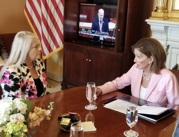 View image on Twitter