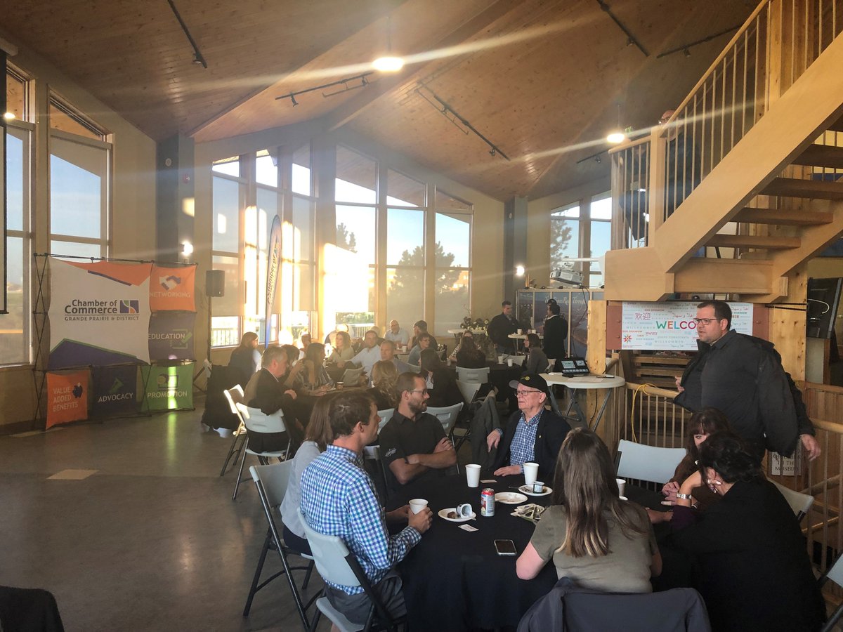 NauticolEnergy's tweet photo. Today Nauticol joined the Grande Prairie and district Chamber of Commerce, @GrPrChamber, for the Small Business Week proclamation. Small business week is celebrated across the country every October to recognize our local business community and its members. https://t.co/iwcSsqHCxE