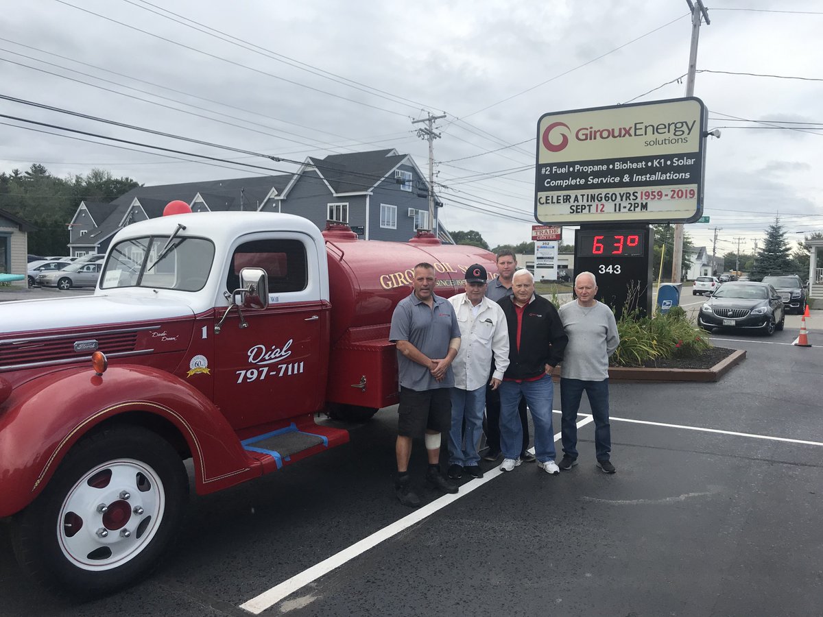 MEMAMaine's tweet photo. Giroux Energy celebrating their 60th year in business. Congrats on an amazing achievement! Pictured here: Steve Giroux, Mark Giroux, Art Giroux, Bill Giroux, Ron Giroux #energy #oil #maineebergy #mainebusiness https://t.co/6XFLKKLoQB