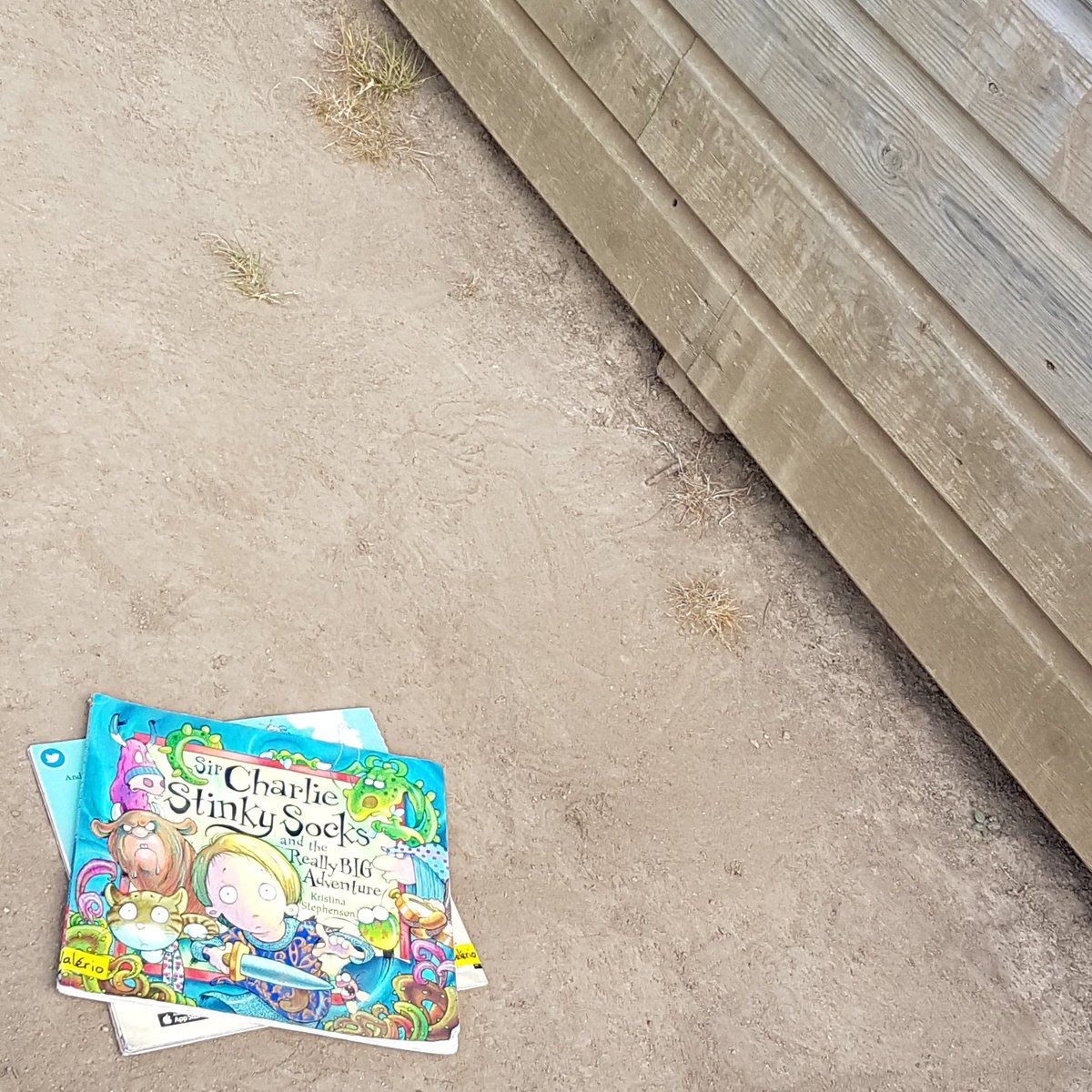 Emma Valério tweet media