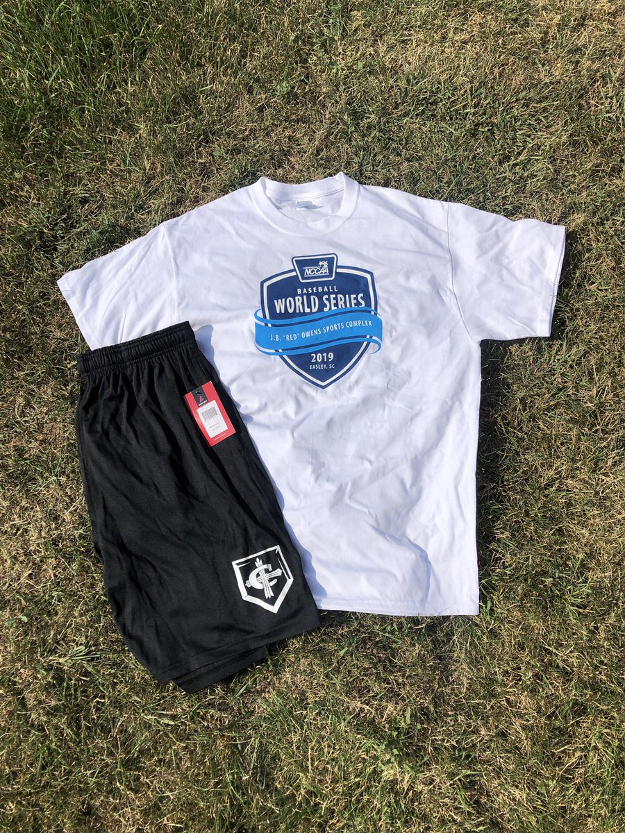 CUAABaseball's tweet photo. 🔴Cardinal Giveaway🔴

RETWEET (must be following us to win) for a chance to win the Cardinals 2019 NCCAA National Champions shirt AND a pair of team issued shorts!

The winner will be randomly selected on 9/20 at 7:00PM! 

#DiamondCards https://t.co/HF47WSP7Vi
