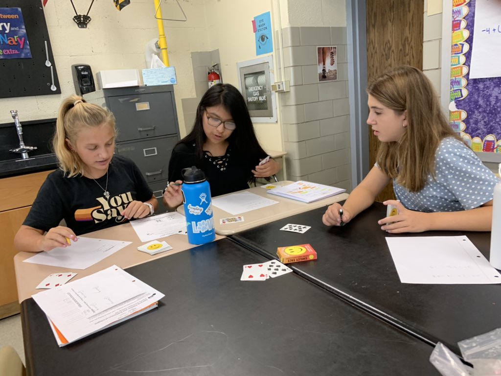 Kelly Ena tweet media