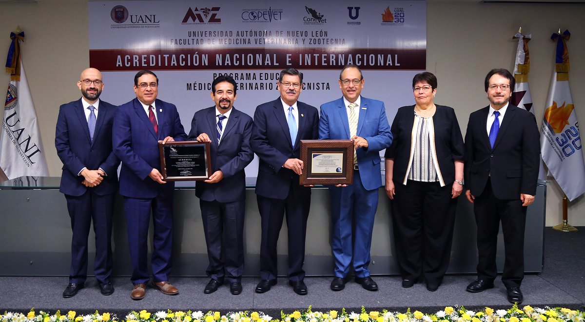 RogelioGzaUANL's tweet photo. El trabajo en equipo y el compromiso con la mejora continua que caracterizan a la @FMVZ_UANL le permitieron a esta escuela obtener las acreditaciones nacional e internacional a su programa educativo de Médico Veterinario Zootecnista. ¡Enhorabuena! #SomosUni https://t.co/mvQNCIvVwS