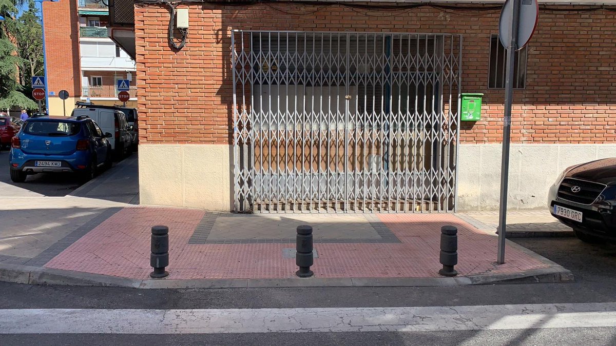carlos_pecha's tweet photo. Y sí, esto es lo que me encontré cuando llegué a Leganés. #EYEM3 https://t.co/ZnQgoJTImT