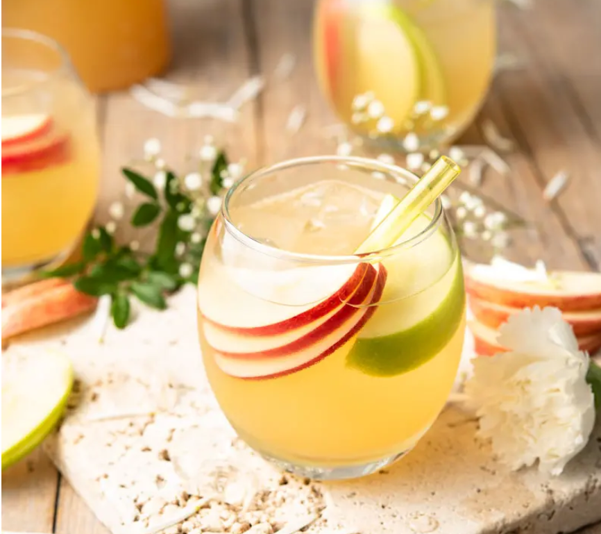 yourfavbartend's tweet photo. Check out this yummy fall drink!

https://t.co/5ZXG4qXPHo

https://t.co/rbqUvjwGfN
801-674-0892

#YourFavoriteBartender #Bar #UtahsBestBartenders #Parties #Weddings #SpecialEvents #Anniversary #Events #Spirits #DirtySodaBar #CorporateEvents #Bartending https://t.co/vC8uTXKzpw