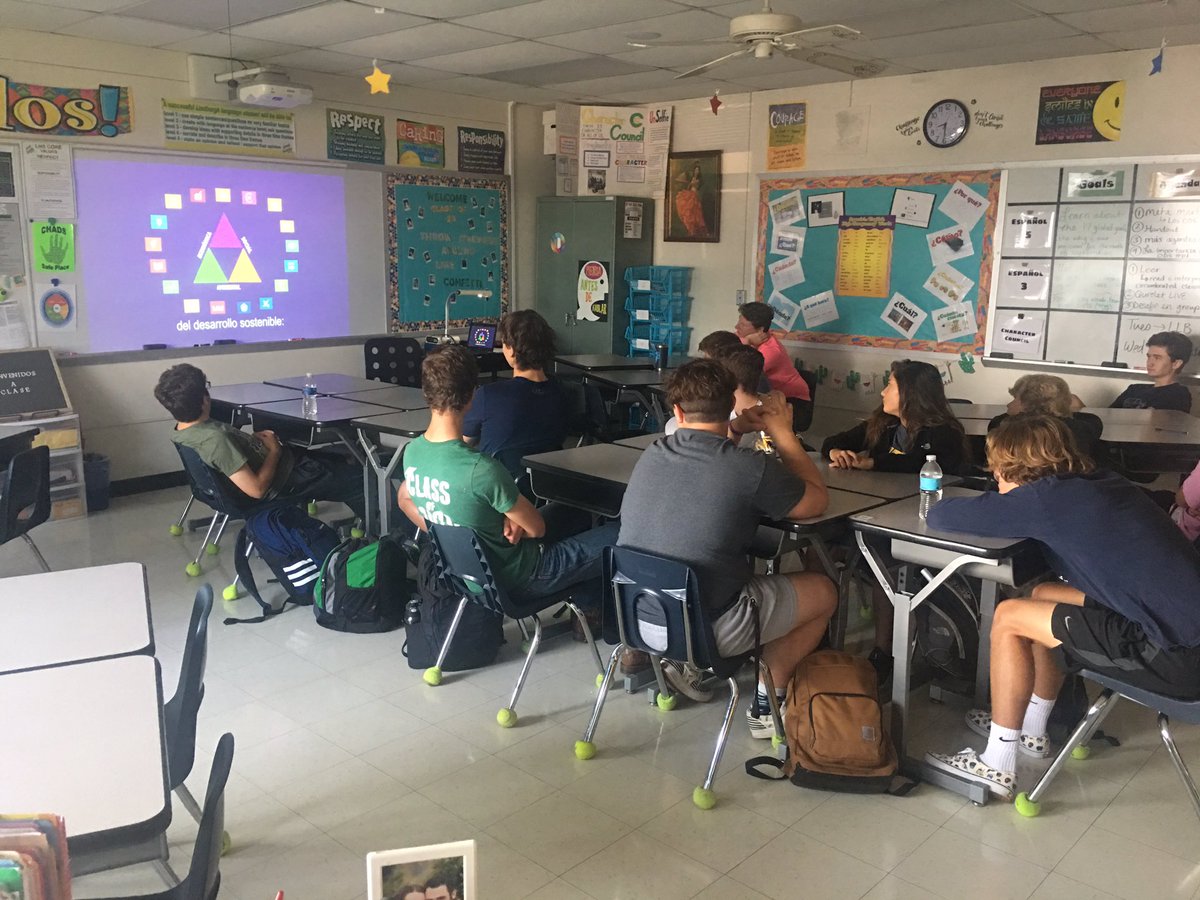 Sra_Reed's tweet photo. Students learning about the UN Sustainable Development Goals in Spanish 5 and the #GoalsProject we are working on for the next few weeks with classrooms around the world #GoalsProject #TeachSDGs #group43SDG #Goal14 https://t.co/WyERYeI60N