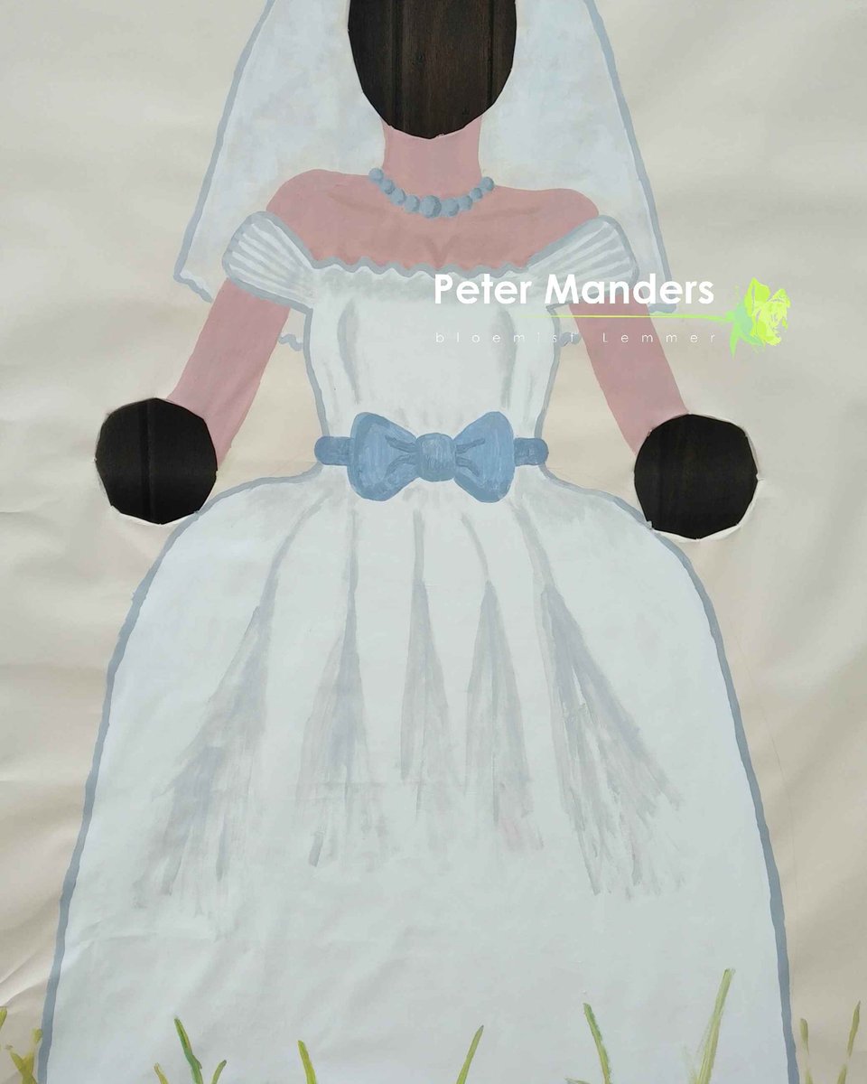 #JUBILEUM actie op 13 en 14 #september 
Maak een #selfie in/met deze #bruid bij de winkel van 
<a href="/peter_manders/">PMB</a> bloemist in #Lemmer #Fryslân 
Plaats deze op Facebook en/of Instagram en tag #PeterMandersbloemist en #Lemmer 
En maak kans op een speciaal #boeket
 ter waarde van €50,-