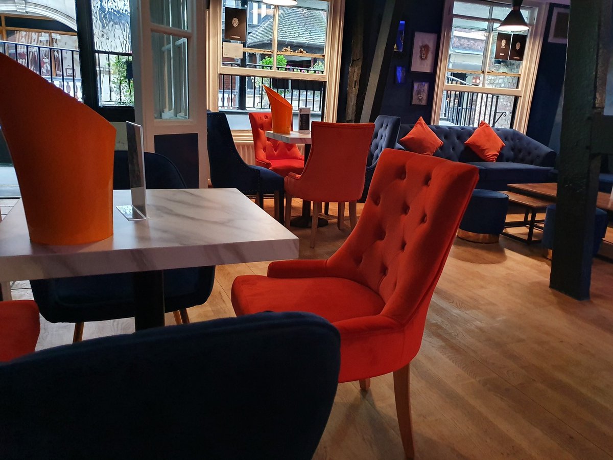 TheFunKitchen's tweet photo. We have had a little makeover ready for the weekend π π¦π₯ππ΅ #VeuveClicquot #Ciroc #AMBER #JoinThePride #AMBERChester https://t.co/P5eUc1fJ6x