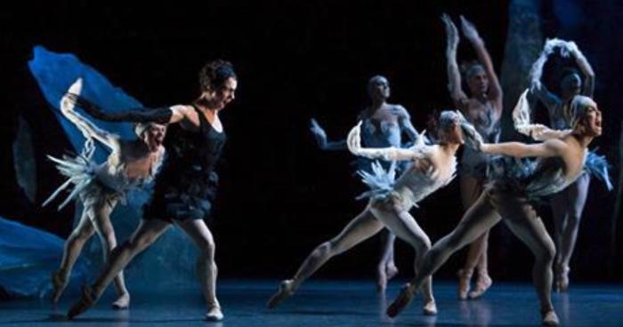 NEW POST: "Jean-Christophe Maillot’s.. Le Lac"
lettredeparis.com…/12/jean-christophe-maillots-le-…/
#Ballet #Arts #Culture #Danse #Maillot <a href="/BalletsMonteCar/">BalletsDeMonteCarlo</a>