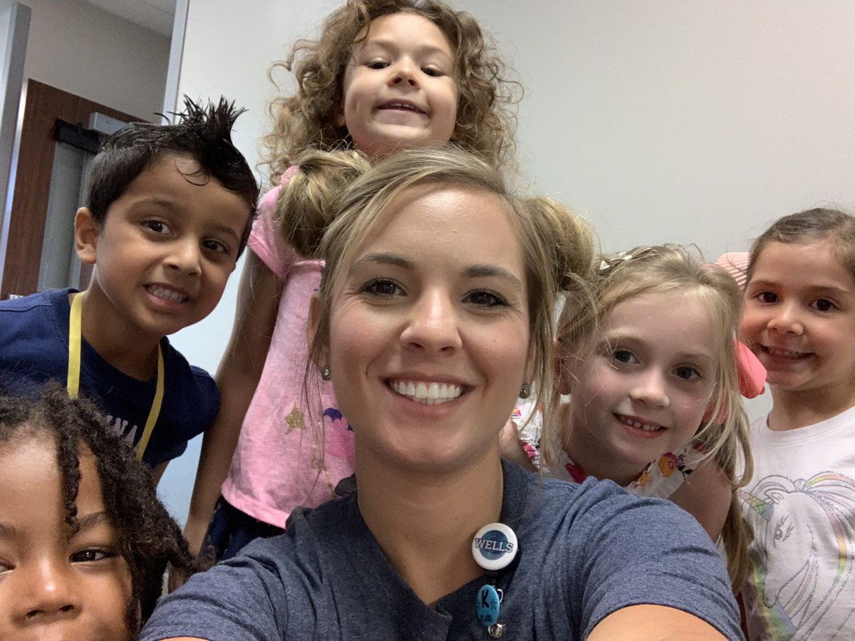 Amber Hess tweet media