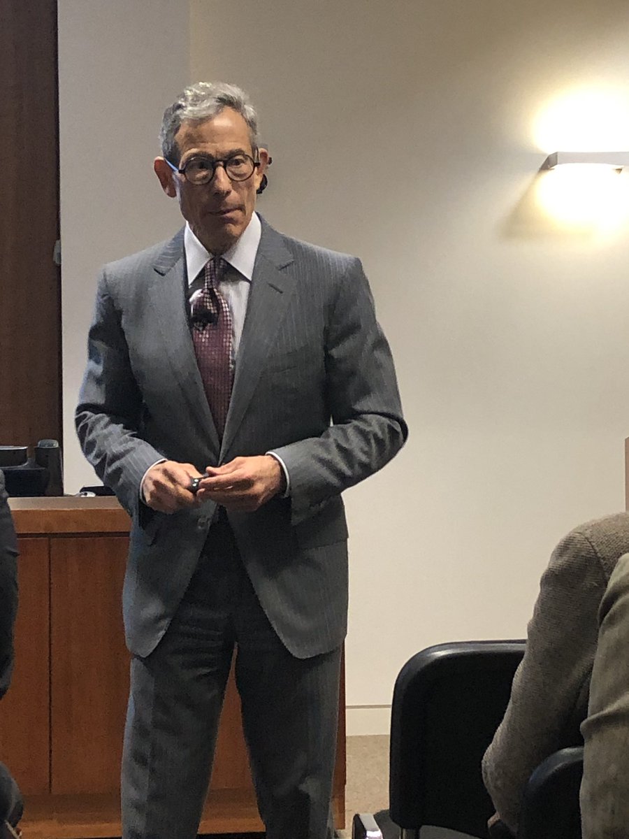 tom_woolgrove's tweet photo. Attended great MBA Masterclass with @ChicagoBooth Professor Scott Meadow on Entrepreneurship. How VC and Private Equity companies create new opportunities and growth potential. Great to be at London campus, talking to fellow alumni and prospective students. https://t.co/KfbK7236rw