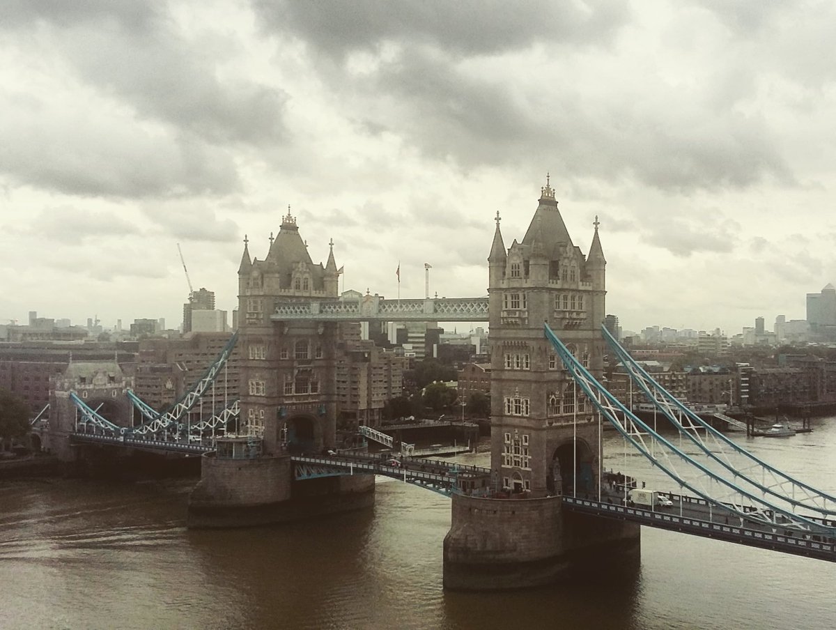 CarmarMedia's tweet photo. London International Shipping Week, it's been a blast 🚢🌊⛴ @LISWOfficial @trinityhouse_uk @NLB_UK @ukshipping @MaritimeUK @iswan_org #lisw19 #lisw #lisw2019 #maritime #towerbridge #shipping #trade #cargo #london #fun #boat #ship #sailing #friends https://t.co/rkhUCk2PGl