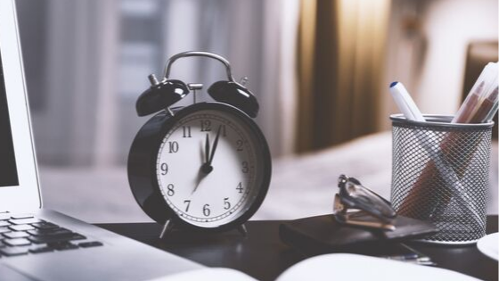keepingbusyb's tweet photo. Today #ontheblog I revealed a common #marketingfail that I made and how to fix it. Click on the link to read more--> https://t.co/MzGYpwhR1W #timing #smallbusiness #marketing #socialmedia https://t.co/XRJKcOYhUR