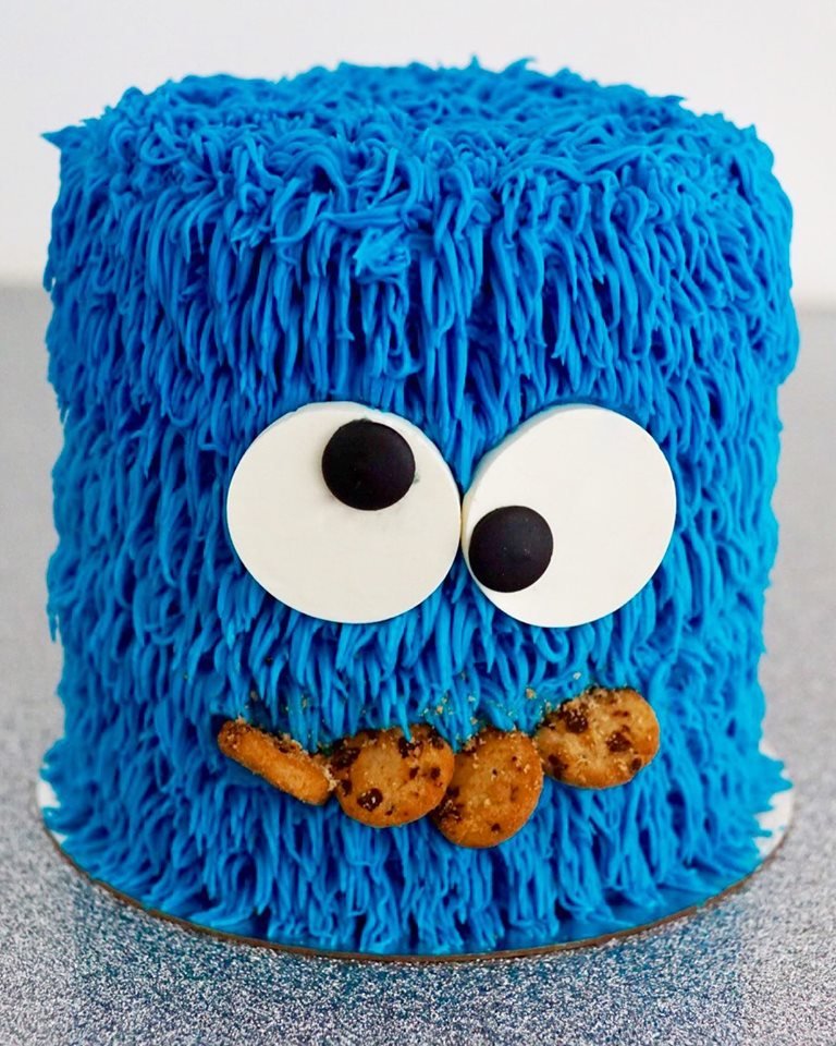 ✨🍪This cake is sooooo OM NOM NOM!!!🍪✨ #flourshop #cookiemonster #cookiemonstercake