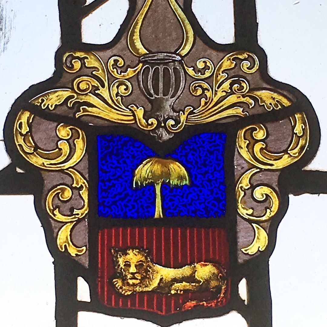 NVPreservation's tweet photo. Coat of arms detail at Maisie's Mansion, site of Home + History Reno's Martini Tour Sept 21, 4pm. Tour the home with a complimentary cocktail in a commemorative glass (yours to keep) + enjoy apps. Support historic preservation in NV! Tix https://t.co/i1876GvaSr. #reno #renoevent https://t.co/NOga9TfIEi
