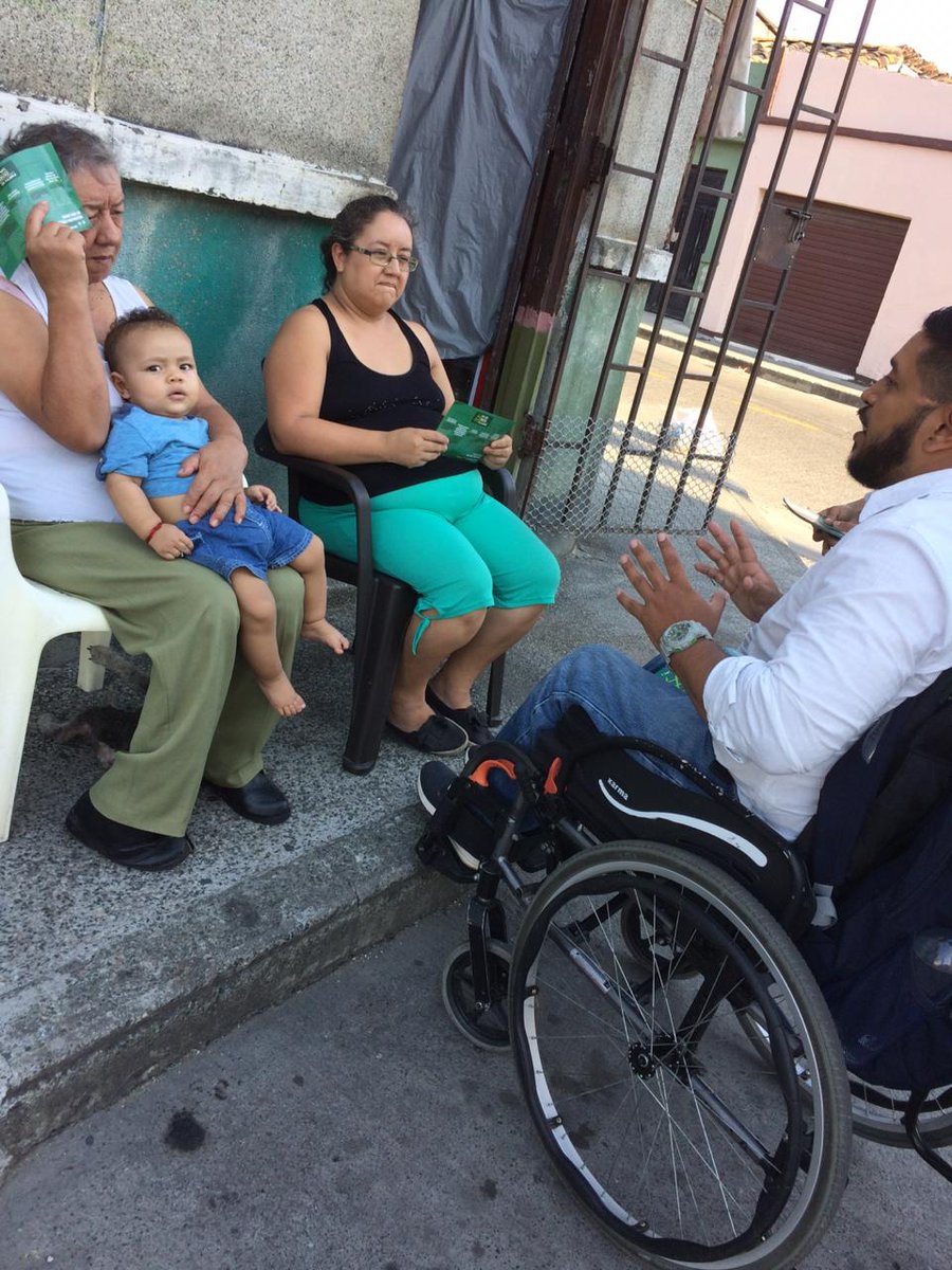 _jaimesanchez_'s tweet photo. Con los ciudadanos en las calles es donde construimos juntos, porque hay otro camino con @SoyOscarEscobar en la alcaldía de Palmira podemos parar el abuso de la clase dirigente
#Verde5 🌻
#NomasAbusoEnPalmira
#HayOtroCamino https://t.co/ZLcPa59VRx