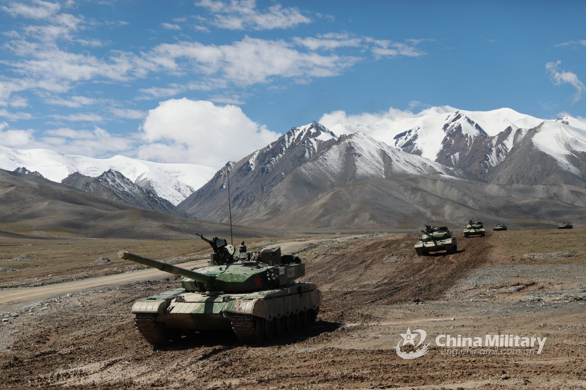 rajfortyseven's tweet photo. #China #PLA #76GA #LX14 #62HACAB
Regurgitating old pics(?) with caption:
"en route to a designated training range during a strategic convoy maneuver in plateau area from September 10 to 12, 2019"
https://t.co/TgWEN24Jui https://t.co/MZa9bZ6KM4