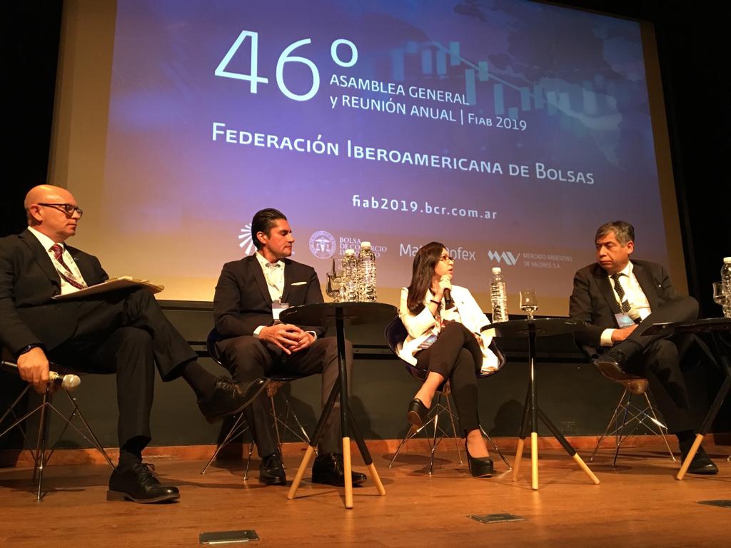 BYMAOficial's tweet photo. Julieta Artal Conte, #GobCorp y Sustentabilidad en BYMA, participa del Panel "Sostenibilidad en el Mercado de Capitales". Habló sobre el Panel de Bonos SVS y de la importancia de Reportar en Sustentabilidad. Ambas iniciativas recientemente lanzadas en BYMA. #FIAB2019 https://t.co/voVv3s9v1p
