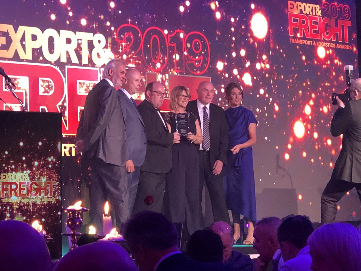 RHANews's tweet photo. Second win of the night for @RHANews National Chairman Ashley McCulla's @McCulla_Ireland as they pick up the @IVECOUK sponsored award for National and International Haulier of the Year at the @ExportFreight #EXFAWARDS19  #LoveTheLorry https://t.co/8o2id2U8yW