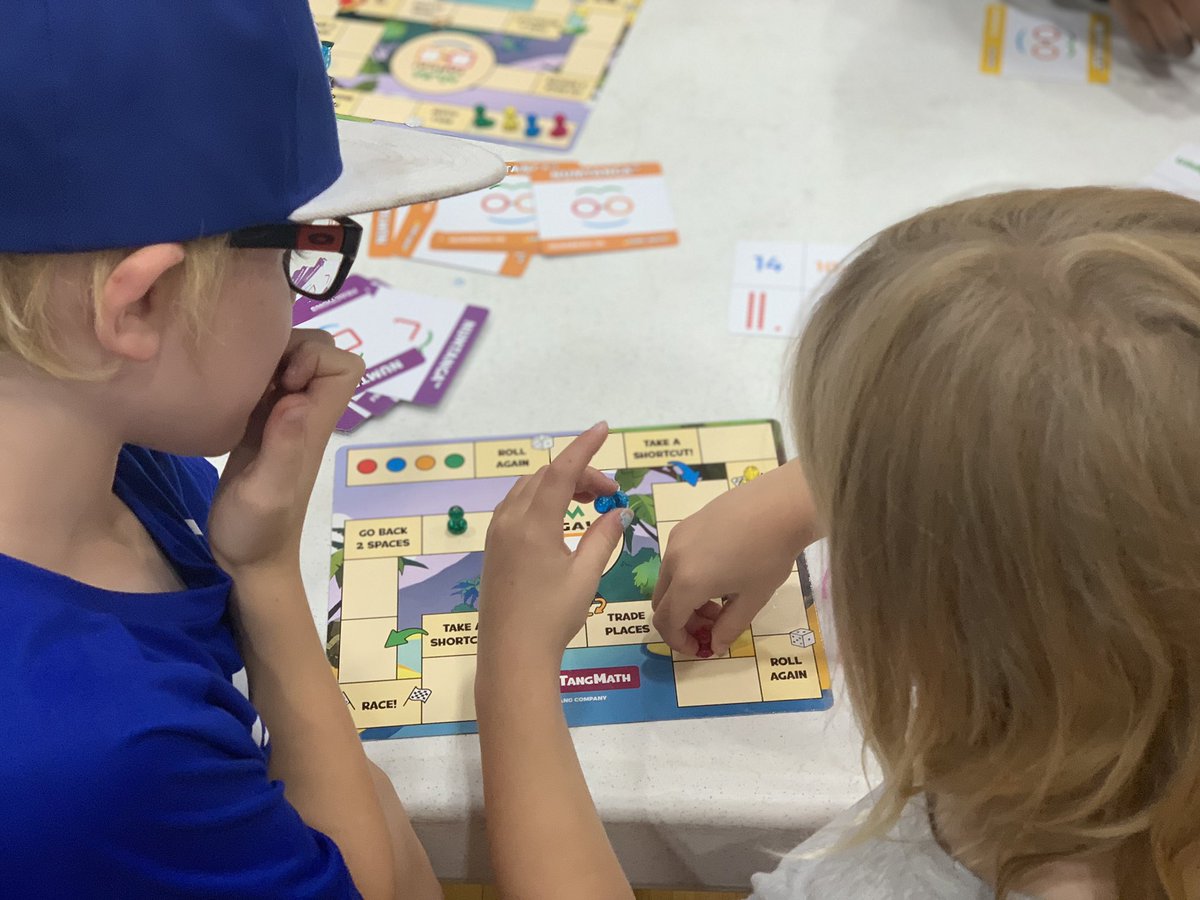 Sarah Wroblewski tweet media