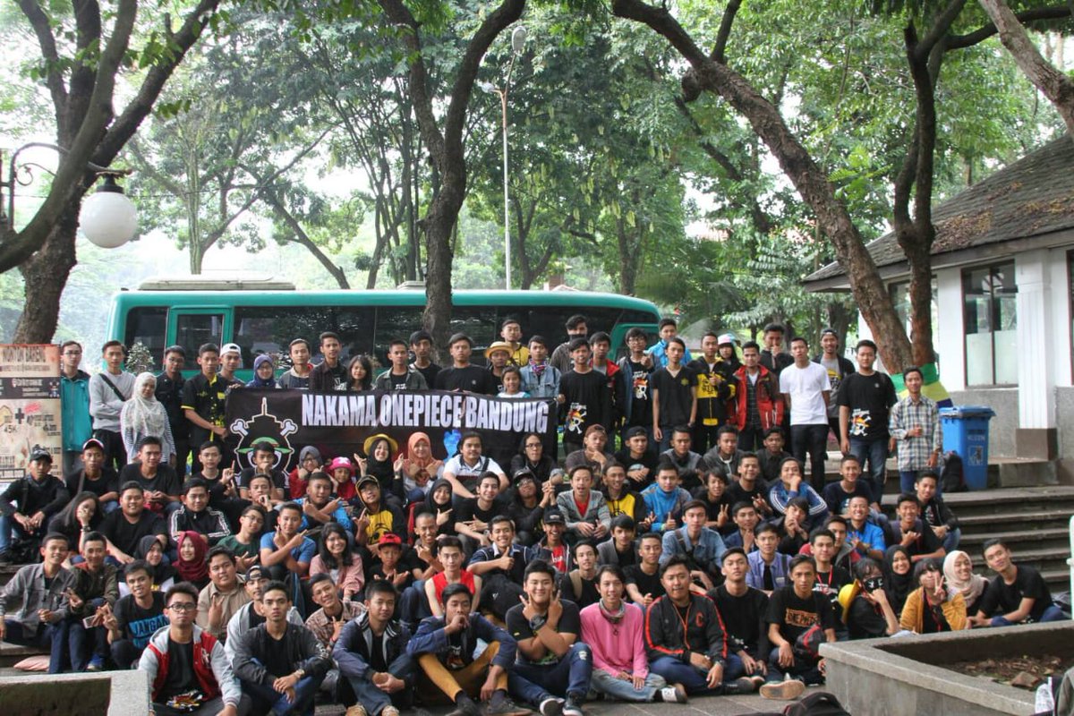 Bahagia sekali melihat kalian semua para nakama #OnePiece955
 Yang di Bandung,  ikutan kuy..