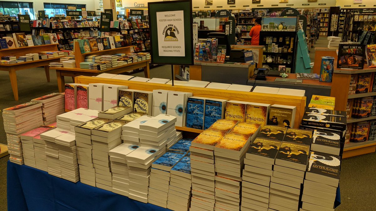 Foster Hs Library On Twitter The Bnbuzz Barnes Noble Store At