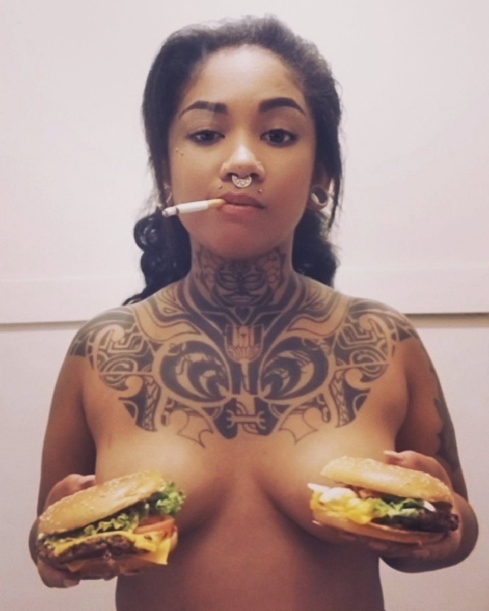 HamburgerHooker's tweet photo. "My subconscious being must be hungry, huh?"
-JTD
#Hungry #Burgers #Hamburger #HamburgerHooker #Cheeseburger #Cheeseburglar #JakeTheDogQuotes #IsThisHowYouHashTag https://t.co/gN50FzaTm8