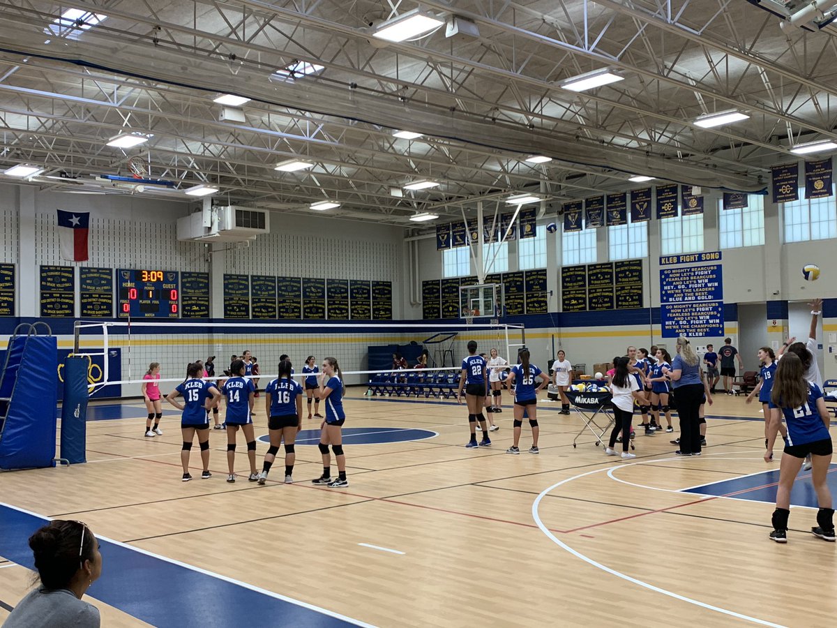A Team is warming up to take the court after B Team victory! 🏐🐻💙<a href="/KlebLadyCubs/">Kleb Girls Athletics</a>