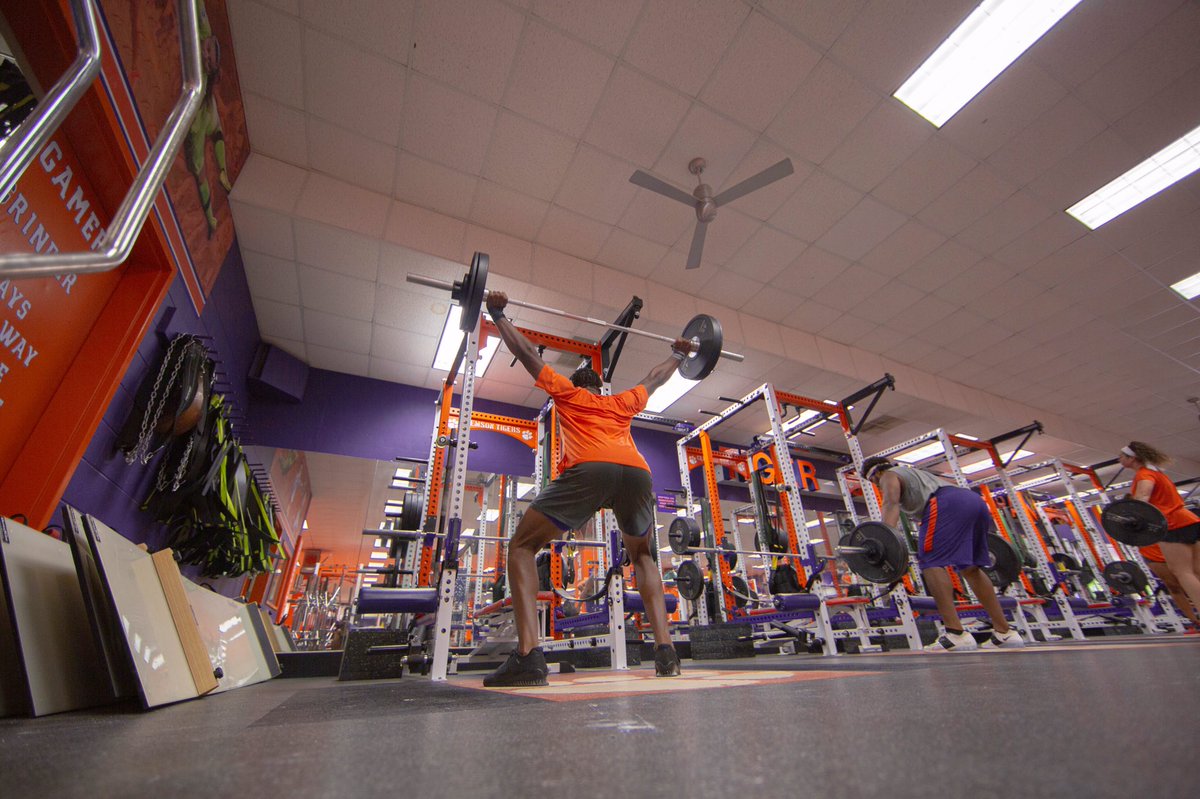 Clemson Track & Field/XC 🐾 tweet media