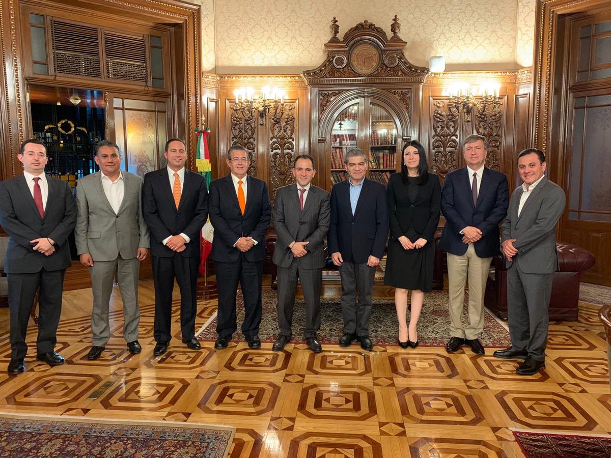Terminando reunión de trabajo con el Secretario de Hacienda y Crédito Público, <a href="/ArturoHerrera_G/">Arturo Herrera Gutiérrez</a>, donde tratamos temas de interés para #Coahuila.