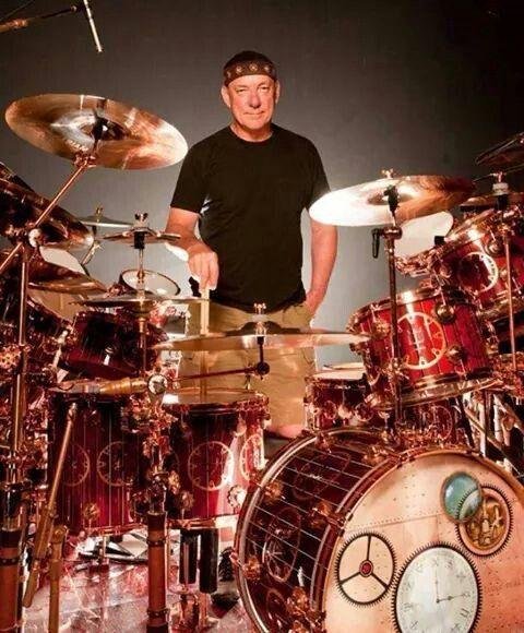 HAPPY BIRTHDAY to NEIL PEA      