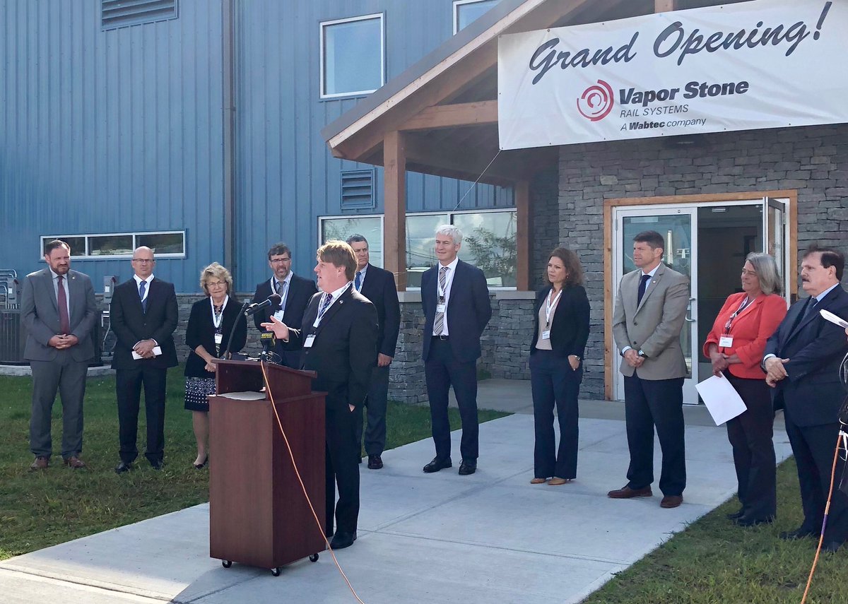 MichaelSCashman's tweet image. Today we gathered to celebrate @WabtecCorp Vapor Stone Rail Systems on the grand opening of their new 60,000-sq-ft facility. This is the company’s second plant in our Town. #manufacturing #transportationcluster #webuildthings #elevateplattsburgh #loveourtown #openforbusiness