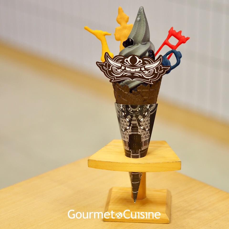 gourmetthai's tweet photo. หา Kyo Roll En สยามพารากอนไม่เจอไม่ต้องตกใจ ร้านแค่เขยิบมาใกล้ประตูทางเชื่อมกับสยามเซ็นเตอร์ชั้น B มากขึ้น พร้อมเมนูใหม่ #YakParfait ซอฟต์เสิร์ฟตกแต่งคุกกี้สัญลักษณ์ของไทยสุดน่ารัก และ #Ego ชานมใส่ไข่มุกน้ำผึ้งเคี้ยวหนุบ ถูกใจเลย👍🏼

@aroii @tamagofreemag #อร่อยบอกต่อ #GCReview https://t.co/EvyDIDFXSs