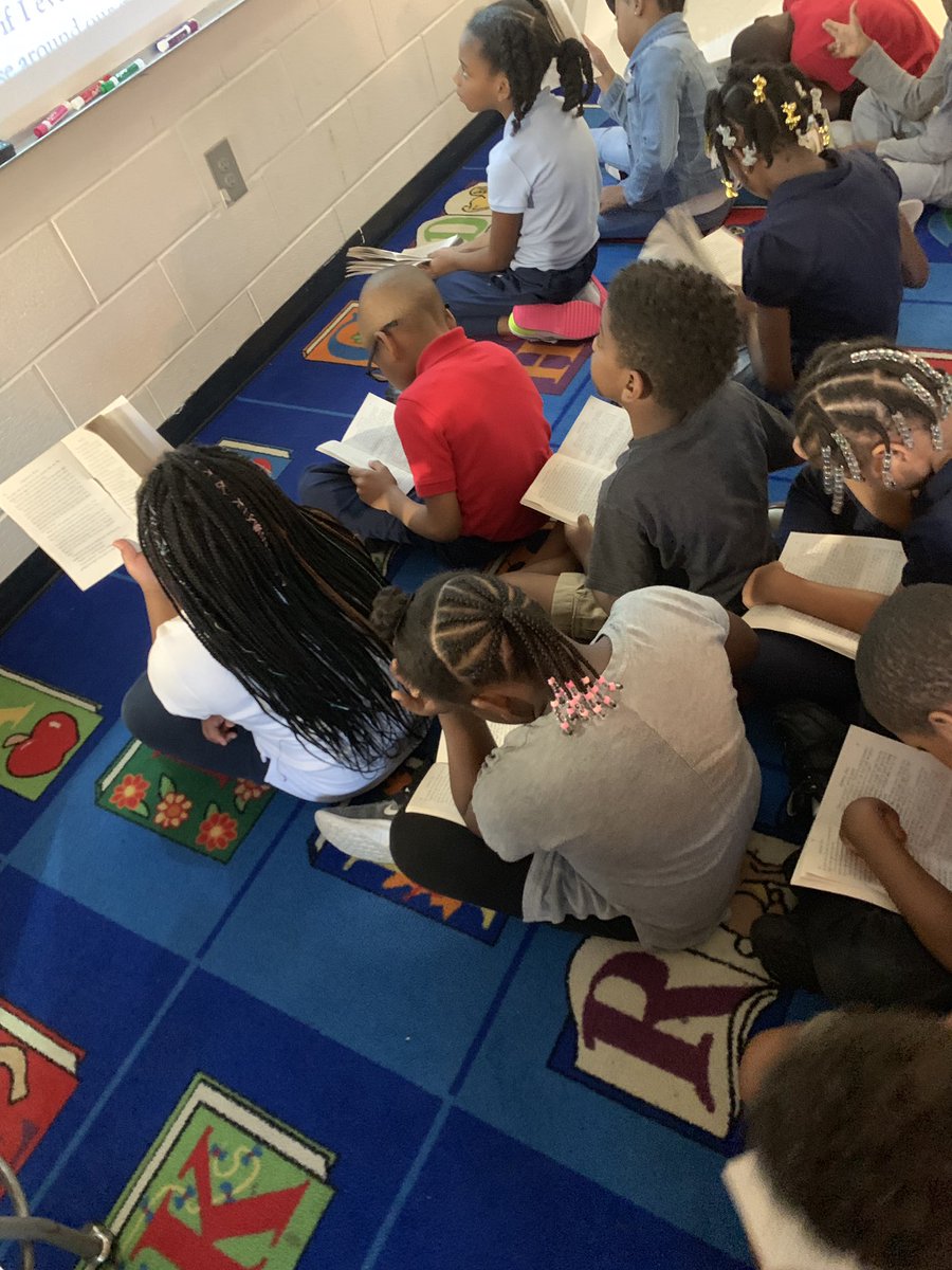 Who says second graders can’t read chapter books? We get to cover sight words, phonics review, listening skills, and learn new vocabulary. @LTNolanOwls <a href="/WeAreNolanOwls/">Love T. Nolan Elementary</a> #WatchUsGrow