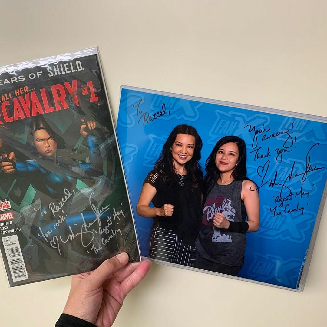 MingnaNews's tweet photo. New 📷 #FANX19 || razcel vía Instagram; " Disney Legend Ming-Na Wen with a mere mortal. ✨
My favorite disney princess warrior/Agent of S.H.I.E.L.D. " ❤️
—
#mulan #melindamay #agentmay #thecavalry #chunli #disneylegend #fanx #fanxfall19 #mingaling https://t.co/jMilW3Kfo7