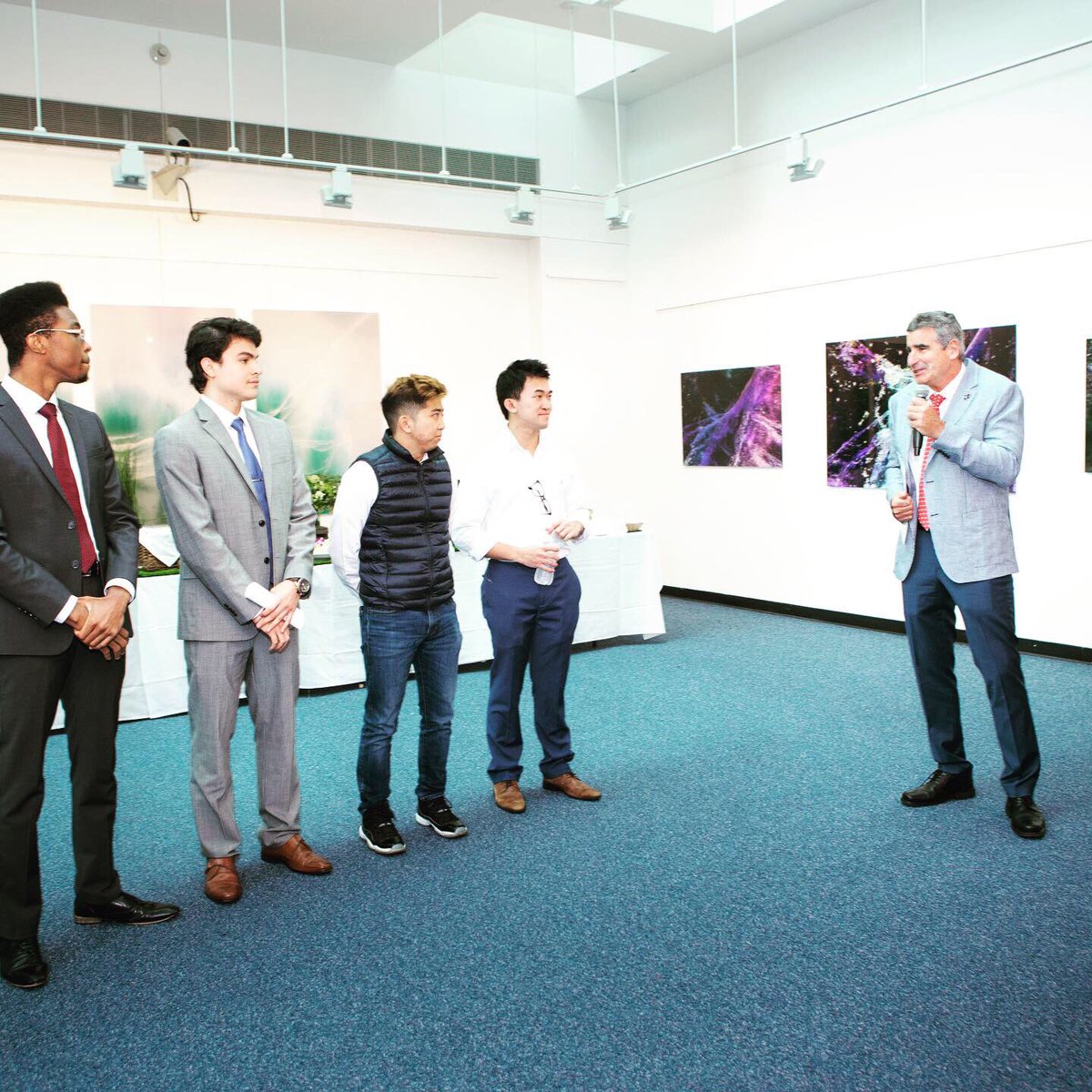 UConnStamford's tweet photo. Thank you @PrezTomKat for supporting our campus and community. @uconnstamford is ready to follow your lead! #uconnpresident #oneuconn #uconnnation https://t.co/0ib1hCBtZ0