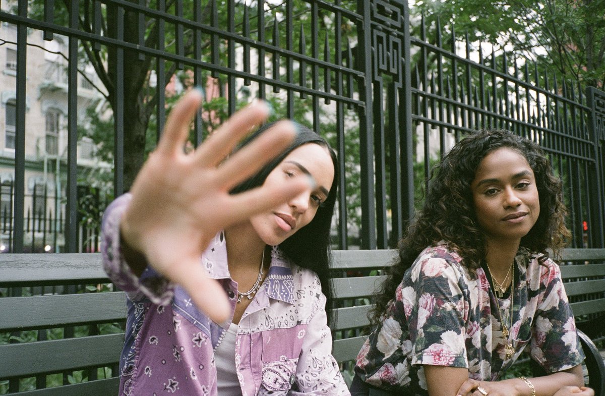 AlealiMay's tweet photo. 🙏🏽🖤👯♀️ @Vashtie
https://t.co/RaAfbNCwmB https://t.co/4J2F7NEf9x