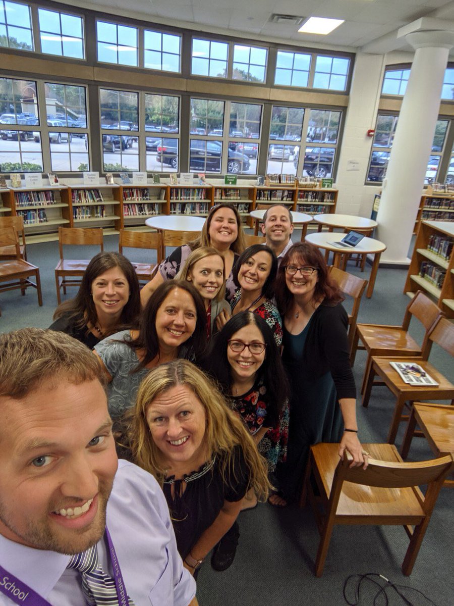 LondonMS_7A's tweet photo. Team Balance and Perspective at Curriculum Night. Thanks to the parents who attended! @LondonMS_7A https://t.co/2HauABNDCp