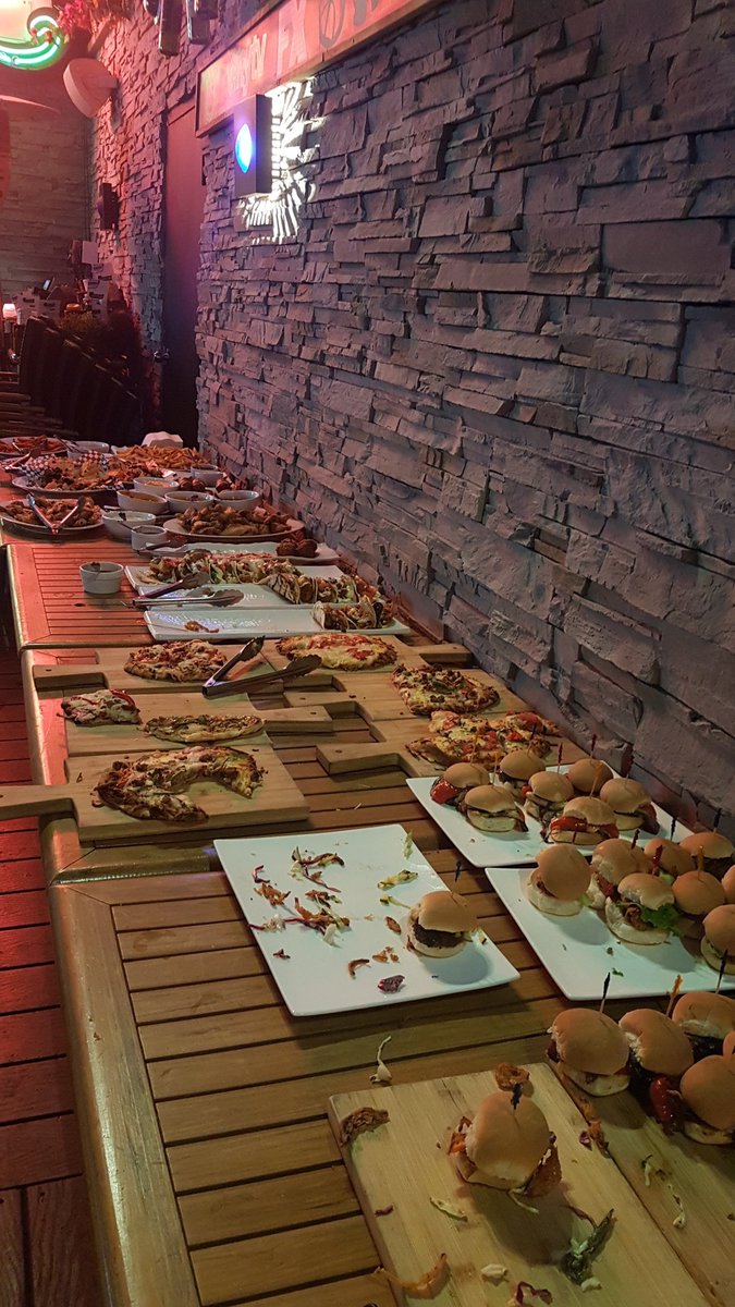 MarkOlech's tweet image. #Assertjs after party. Lots of good food and conversations. Nice way to cap off 4 evenings in a row of tech events.